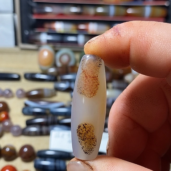 玛瑙/玉髓合金颈饰