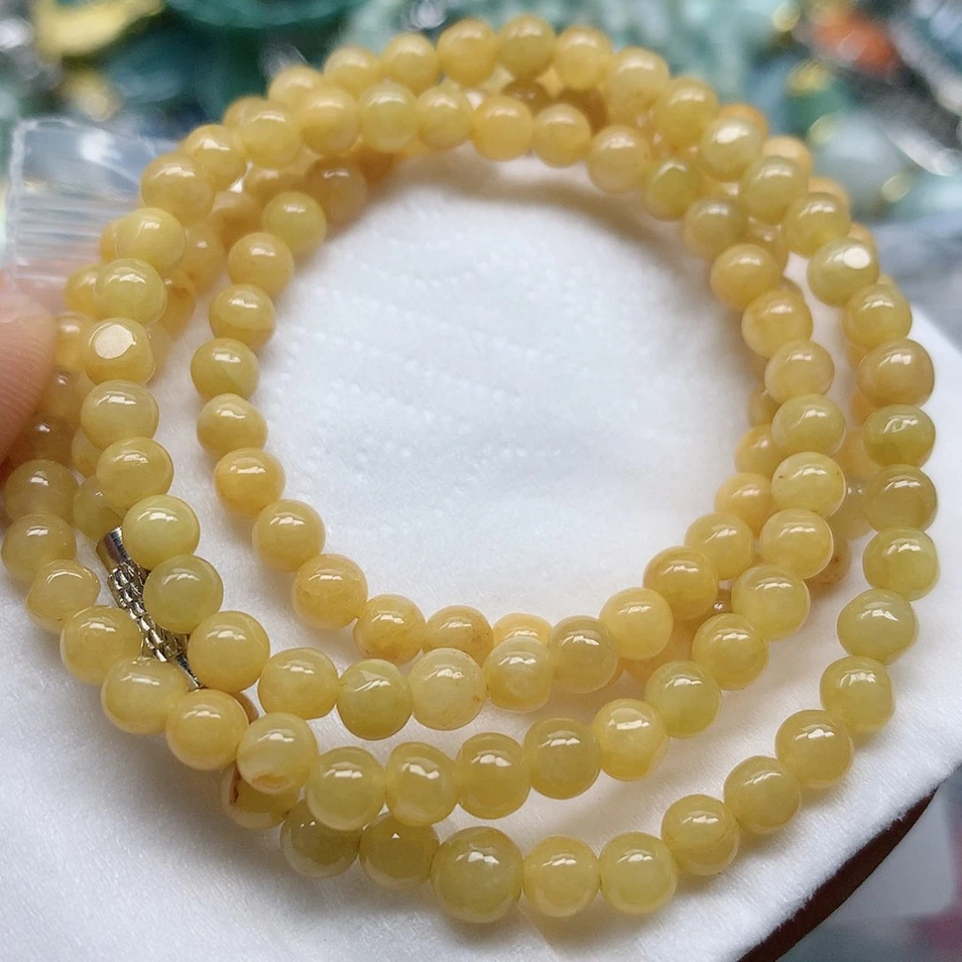 翡翠颈饰未镶嵌手串