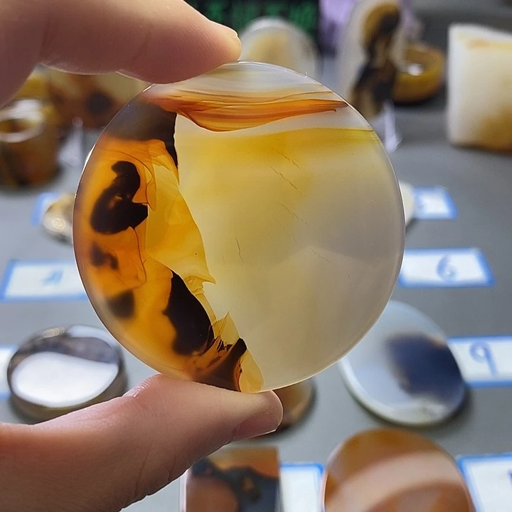 玛瑙/玉髓未镶嵌珠宝半成品48