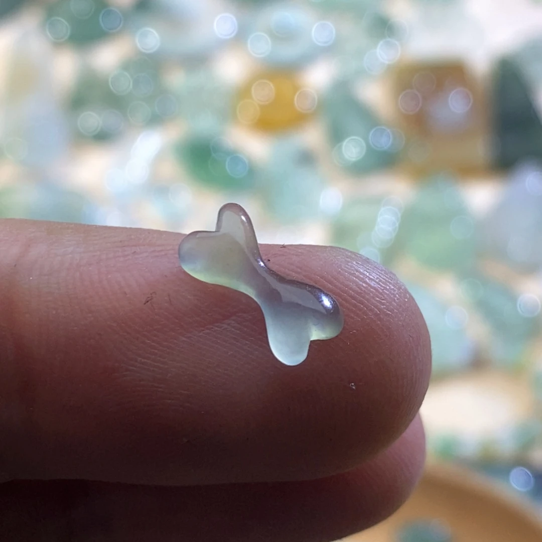 定制翡翠未镶嵌翡翠