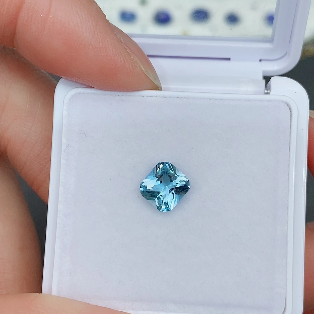 海蓝宝石裸石1.08ct裸石