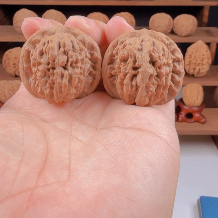 文玩核桃手串四座楼39/39/35