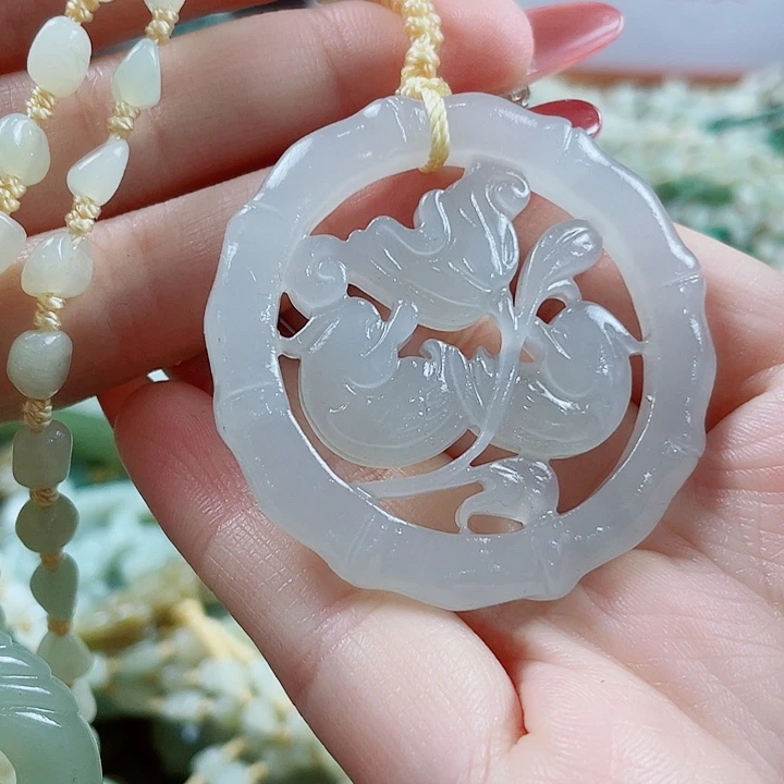 未镶嵌和田玉挂件