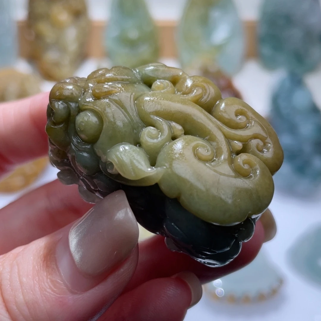 未镶嵌定制翡翠毛货