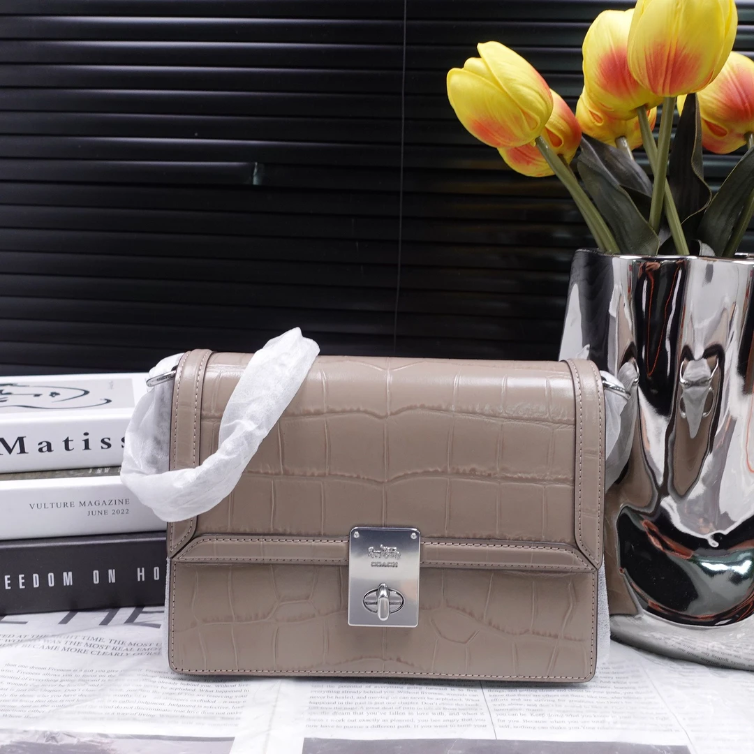 95新 COACH/蔻驰 单肩包/T10345915