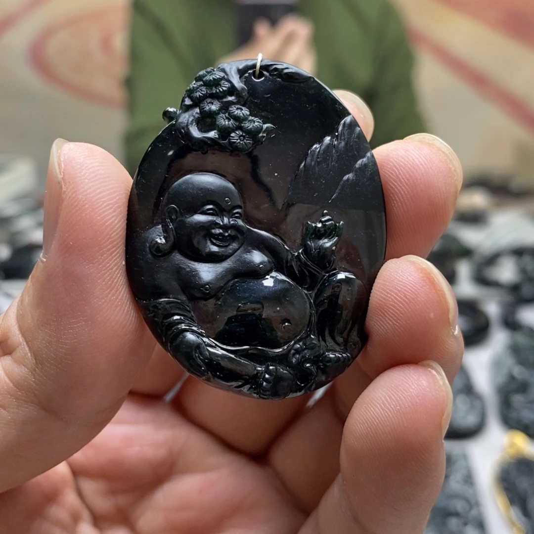 翡翠未镶嵌颈饰逍遥佛