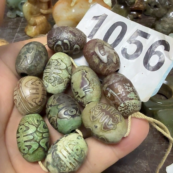 未镶嵌颈饰玛瑙/玉髓