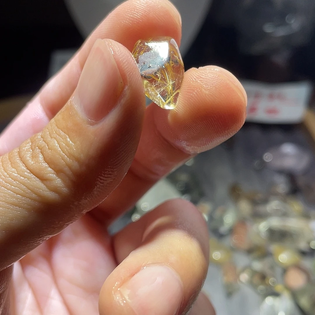 S***s颈饰未镶嵌水晶水晶