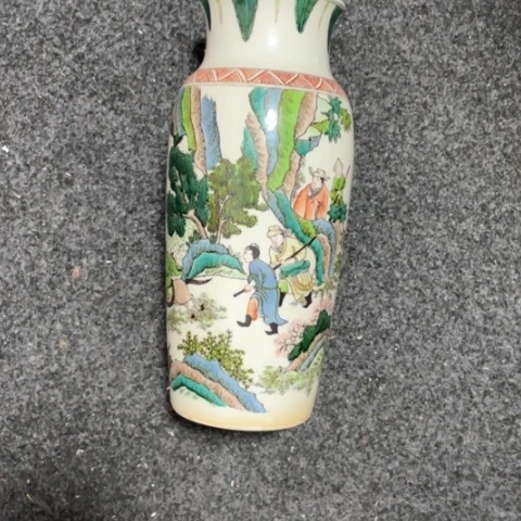上***吉粉彩手把件鼻烟壶