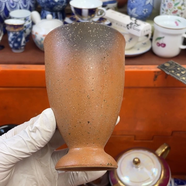 他家瓷器真美…开播了