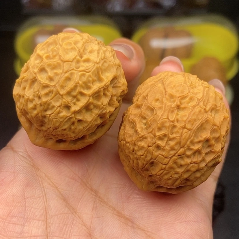【闪购商品】文玩核桃把件40尺玄武金蟾