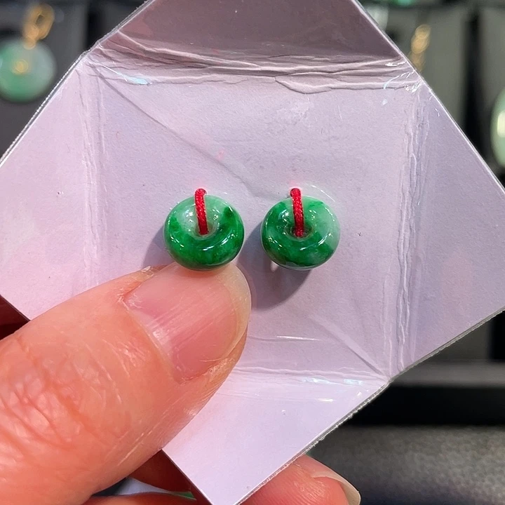 翡翠未镶嵌耳饰甜甜圈