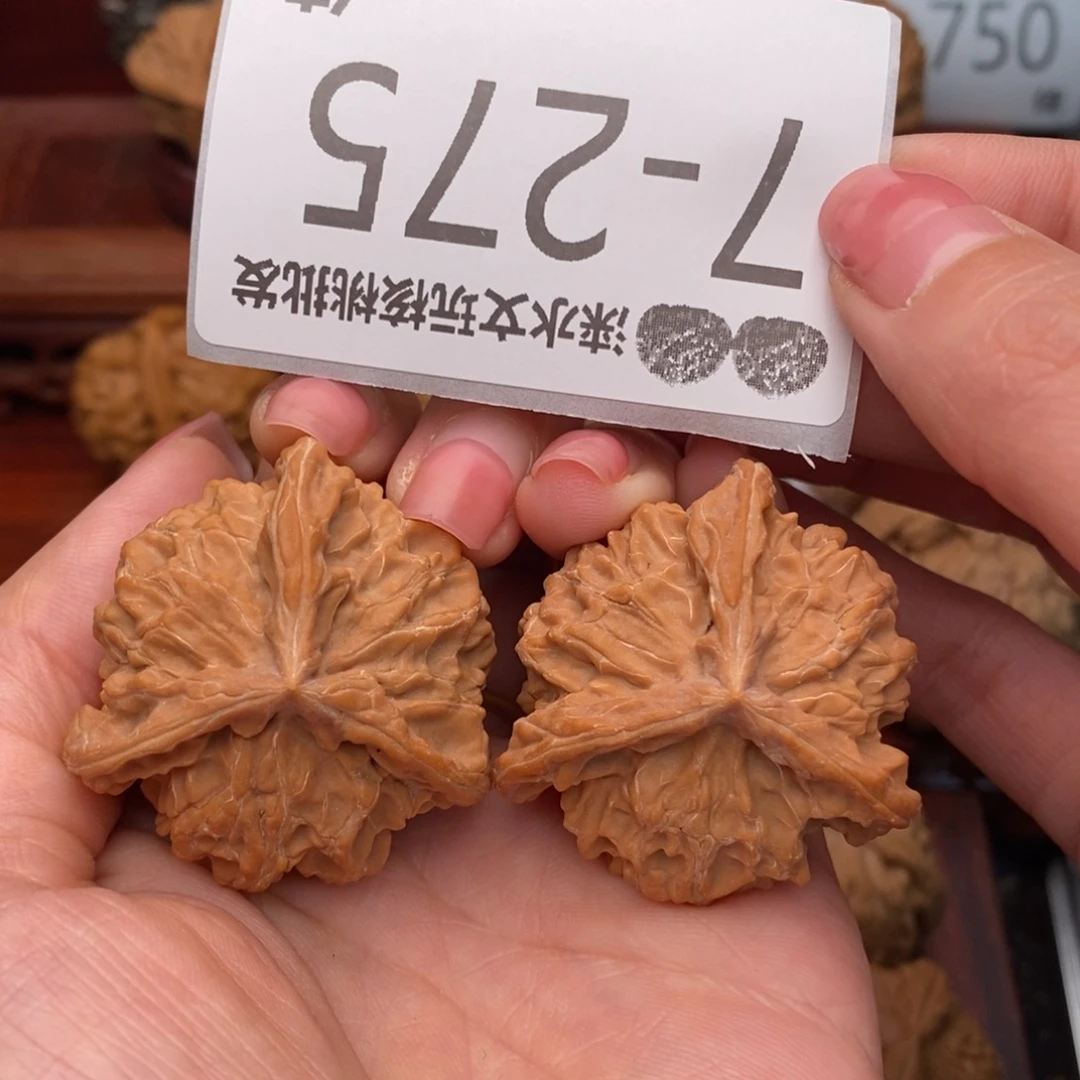 文玩核桃把件40盘山奔