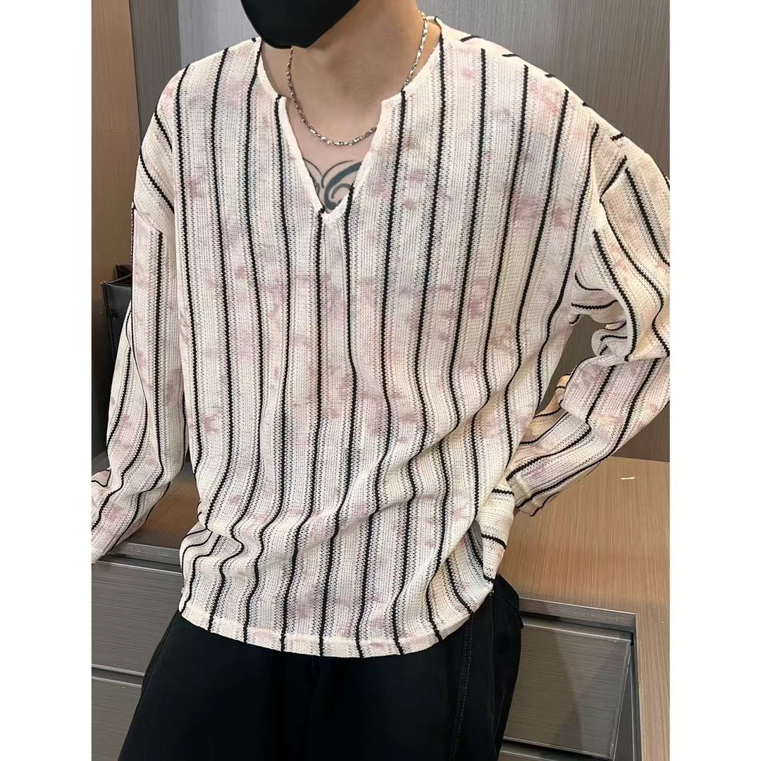 T恤G520男士高品质V领镂空花朵竖条纹宽松T恤