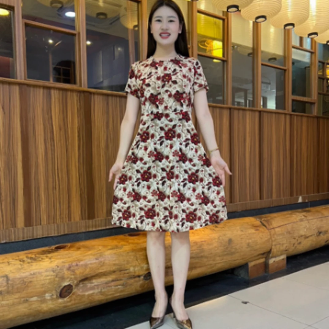 夏季新款2025时尚简约中长款印花气质连衣裙