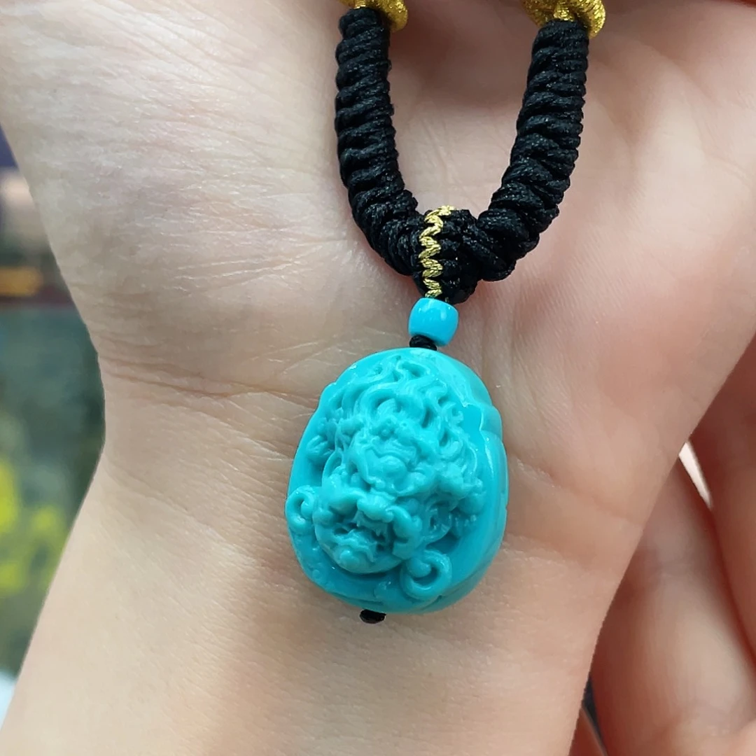 绿松石颈饰未镶嵌