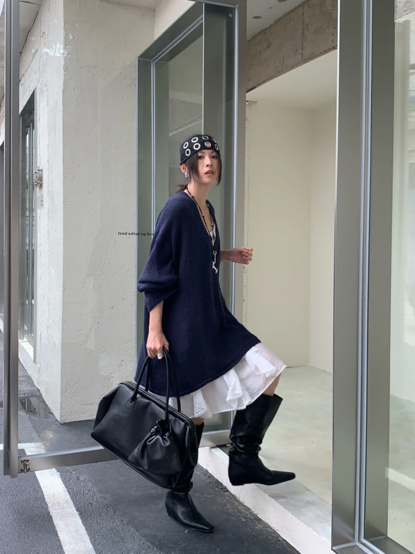 【黑迪专属】韩系慵懒风经典百搭V领宽松针织毛衣 Alter663