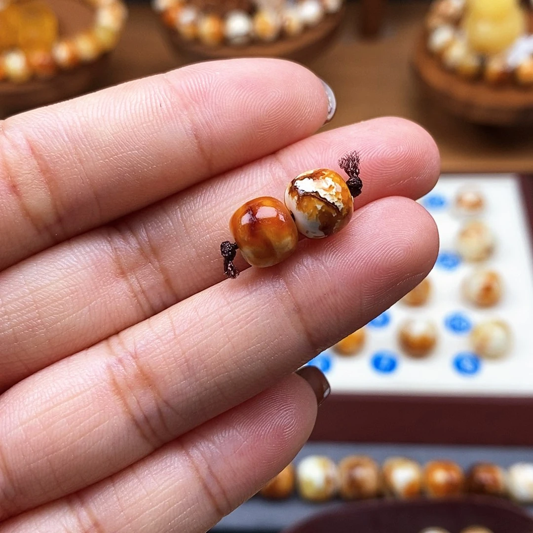 琥珀未镶嵌裸石蜜蜡