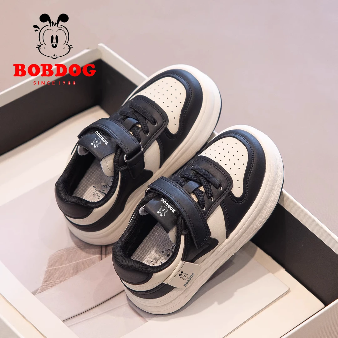 巴布豆儿童低帮板鞋2025春秋季新款女童运动鞋透气男童黑色休闲鞋