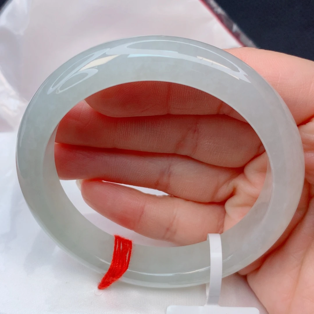 翡翠未镶嵌手镯54-55糯冰浅绿