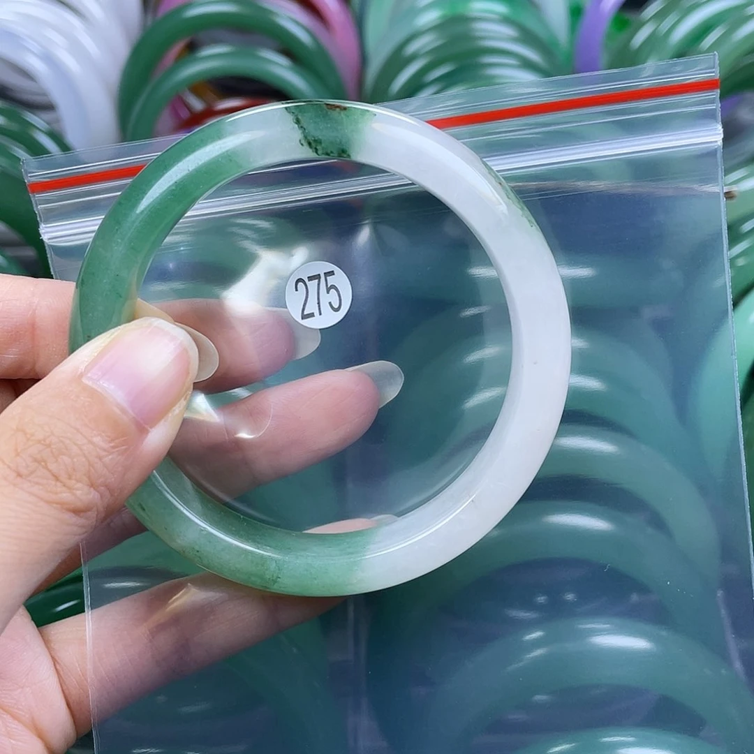 【闪购商品】未镶嵌手镯石英岩玉56