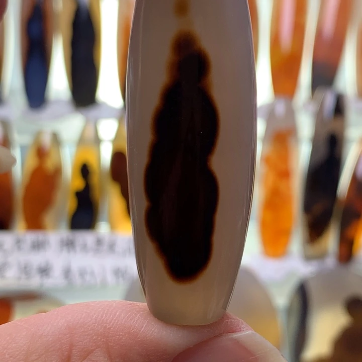 未镶嵌颈饰玛瑙/玉髓40