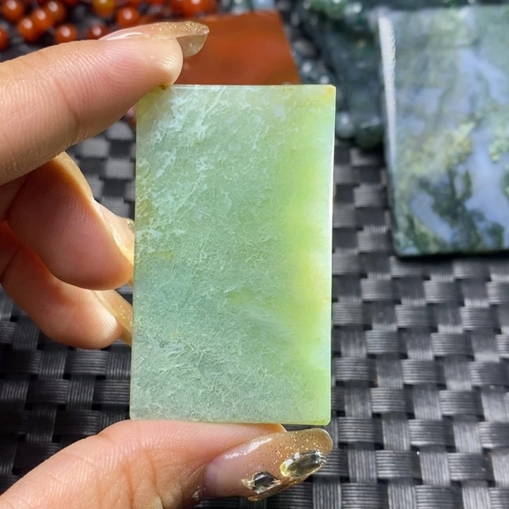 【闪购商品】玛瑙/玉髓颈饰未镶嵌执**心