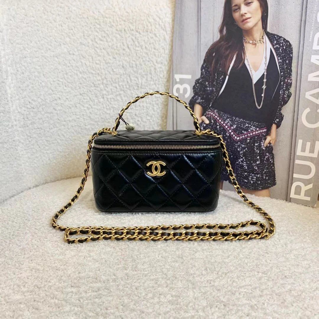 99新 Chanel/香奈儿 壹臻/23A黑金镂空字母手柄长盒子 19356983