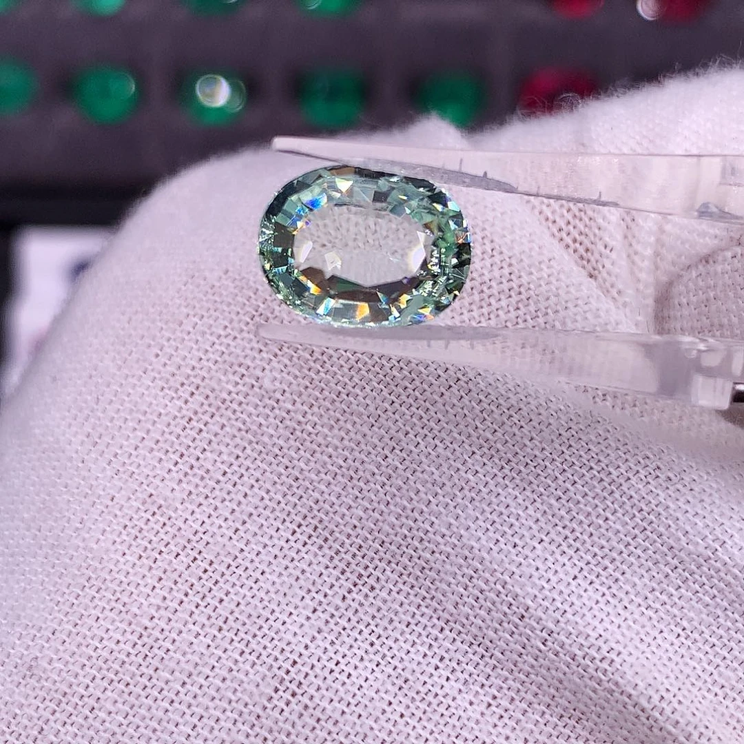 珠宝半成品碧玺未镶嵌9988786665554