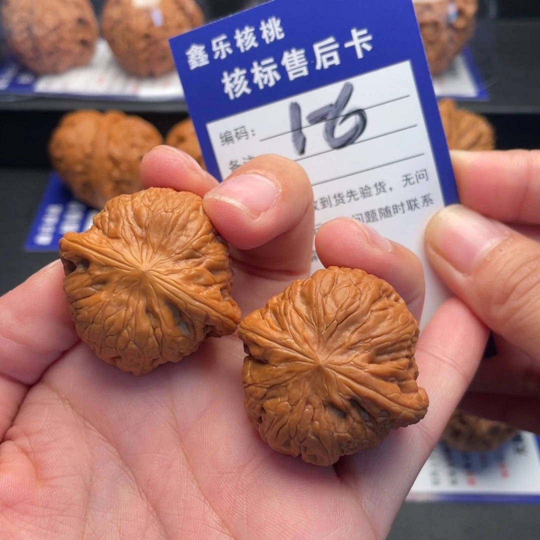 .***文玩核桃把件铁锤妹妹36尺