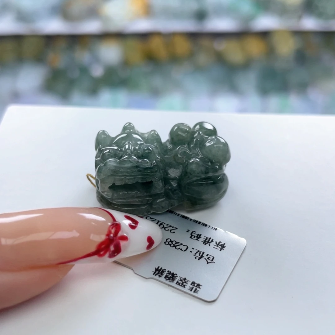 颈饰未镶嵌翡翠貔貅3