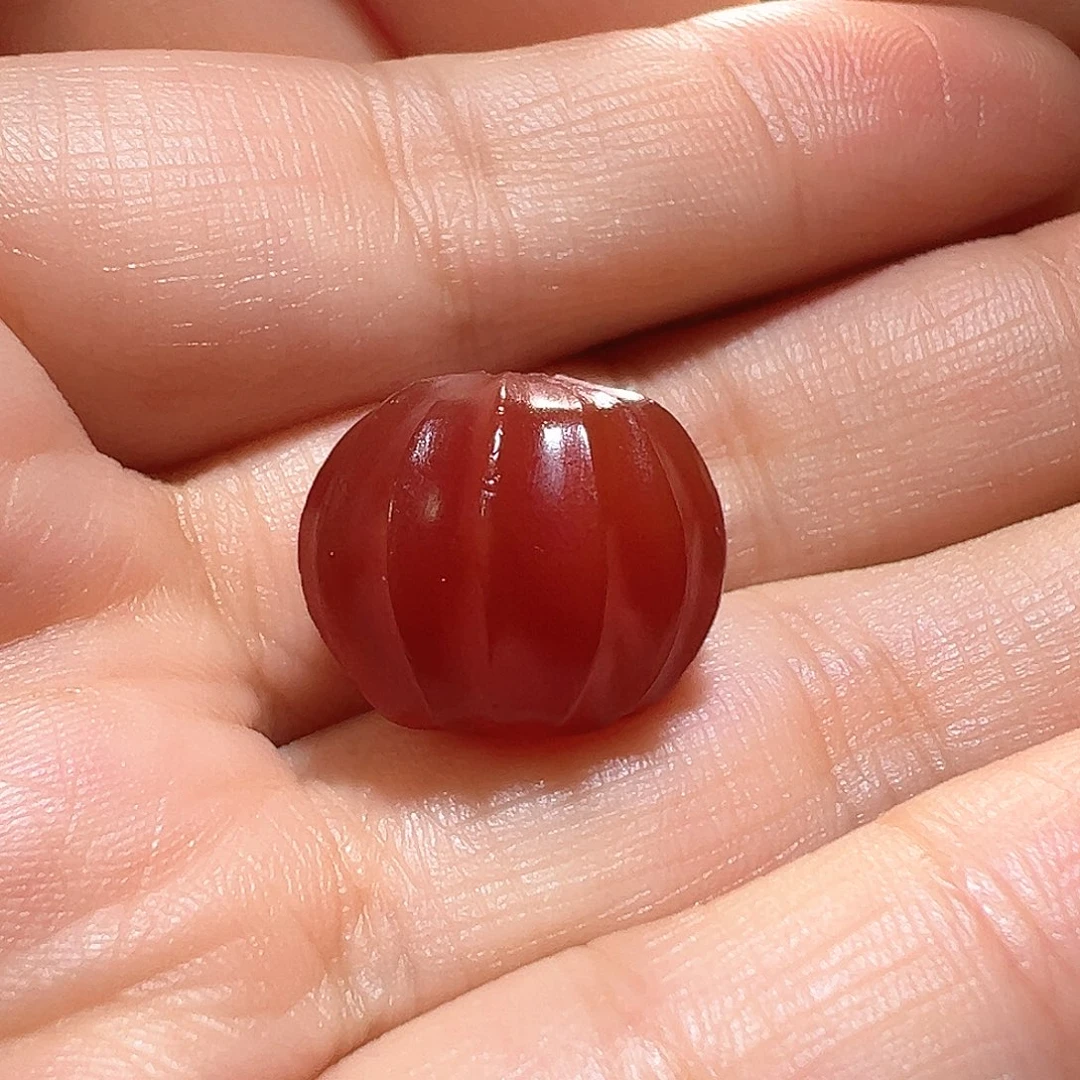 王***子玛瑙/玉髓珠子未镶嵌