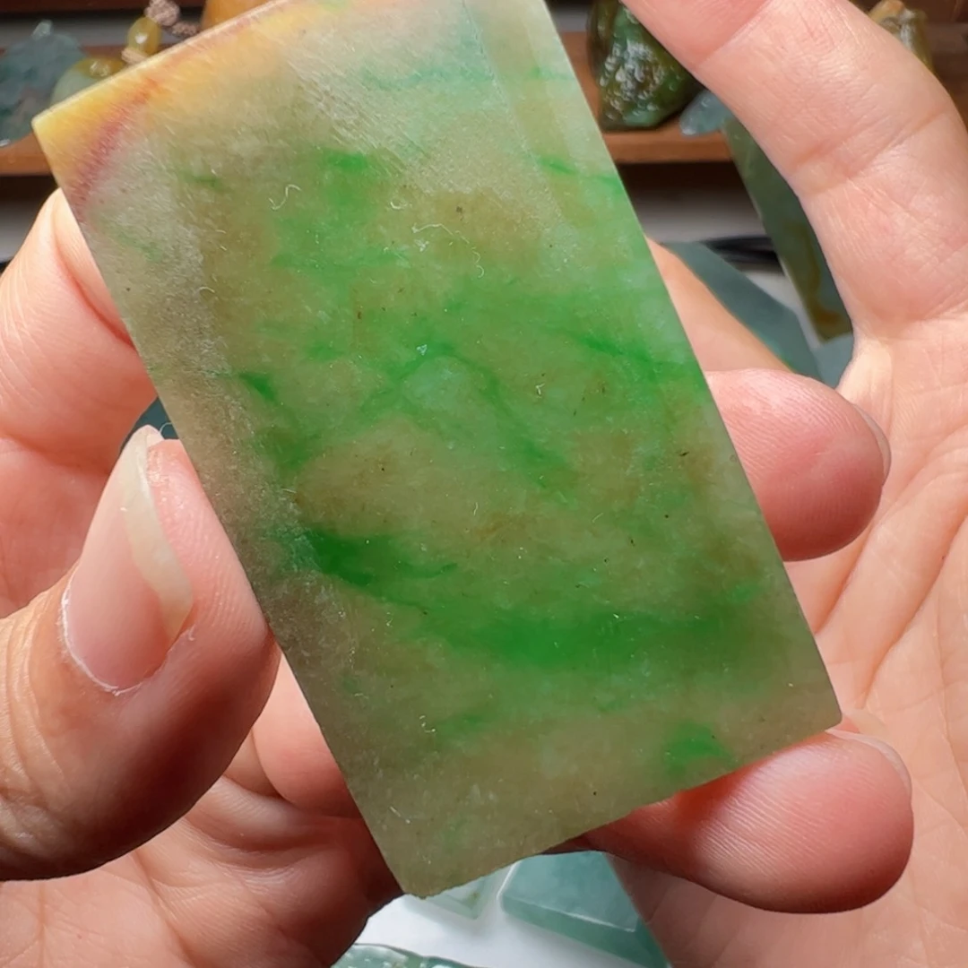 未镶嵌定制翡翠不包工