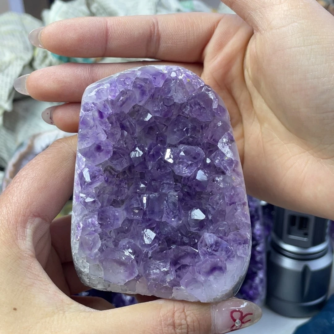 紫晶大型摆件（非配饰）未镶嵌