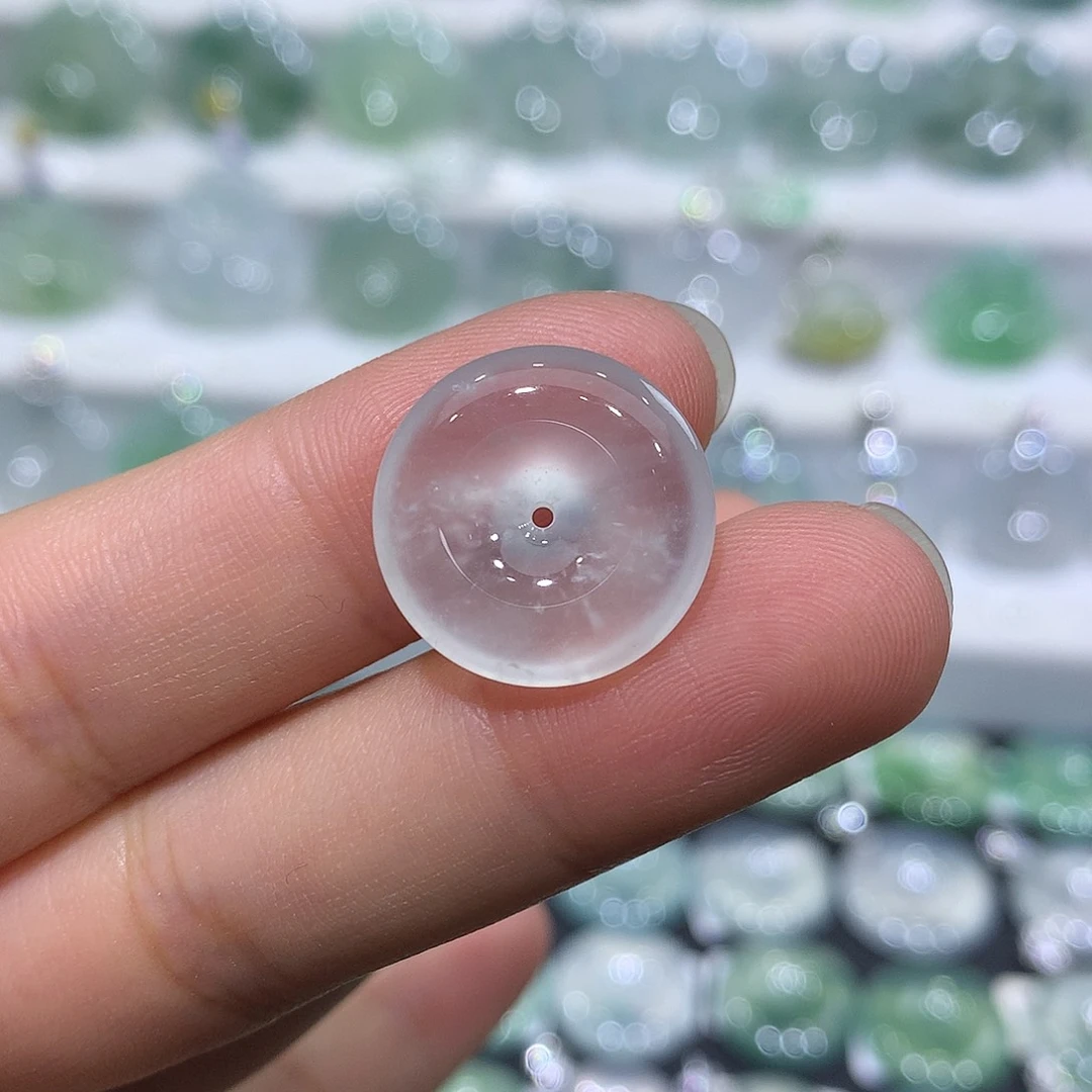 小***哭翡翠未镶嵌吊坠(不含链)