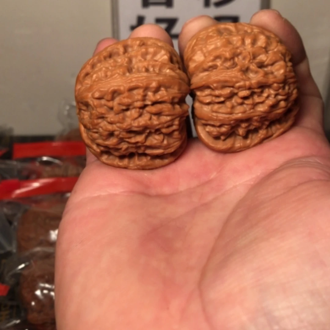 【闪购商品】文玩核桃把件白狮子42