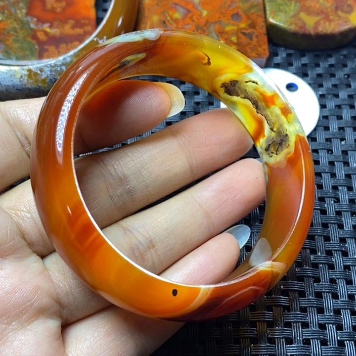 未镶嵌颈饰玛瑙/玉髓落**纷