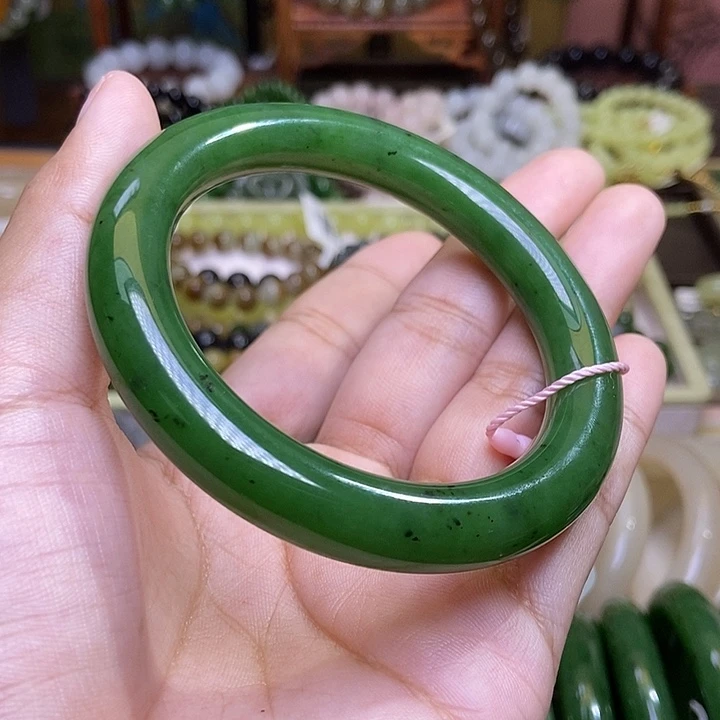 和田玉未镶嵌颈饰碧玉满色满绿收藏手镯57.5