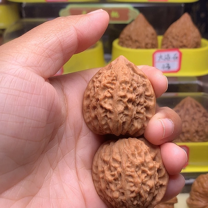 把件文玩核桃冰*金牛