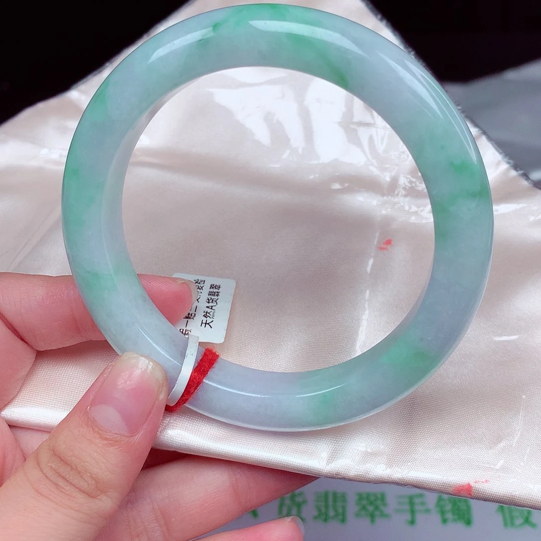 翡翠手镯未镶嵌种****葵正圈59.60