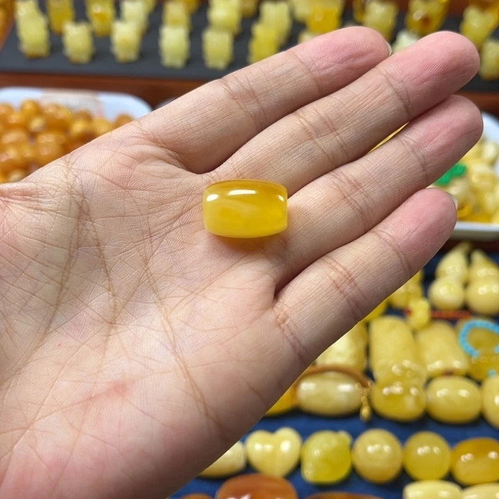 琥珀未镶嵌裸石卡12加桶珠