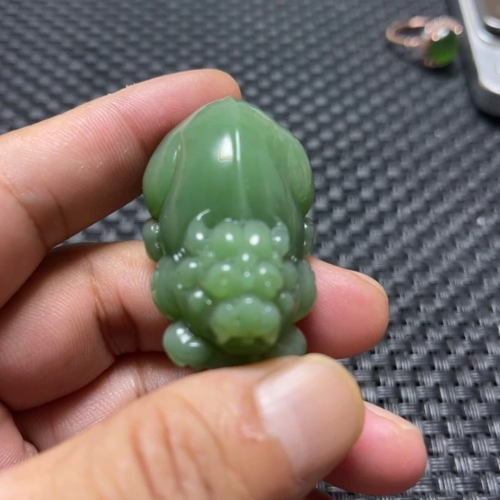 和田玉（碧玉）未镶嵌颈饰