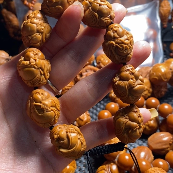 橄榄核吊坠瑞兽财神