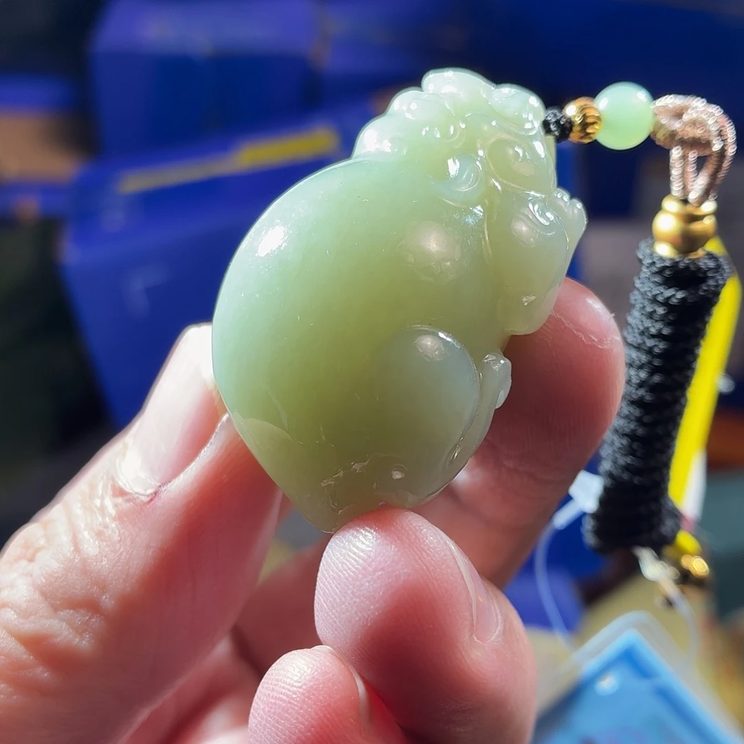 和田玉（糖玉）未镶嵌颈饰