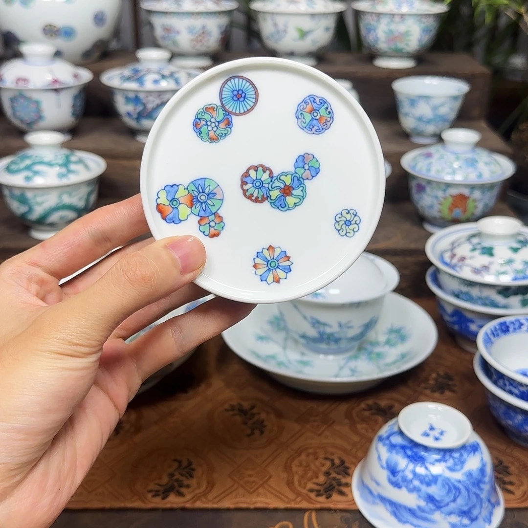 明逸堂斗彩皮球花盖置