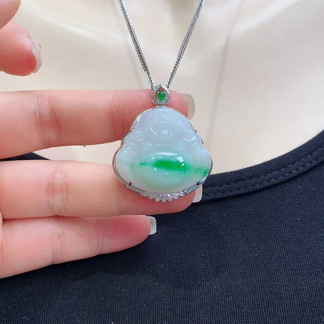 翡翠颈饰18K金镶嵌佛公