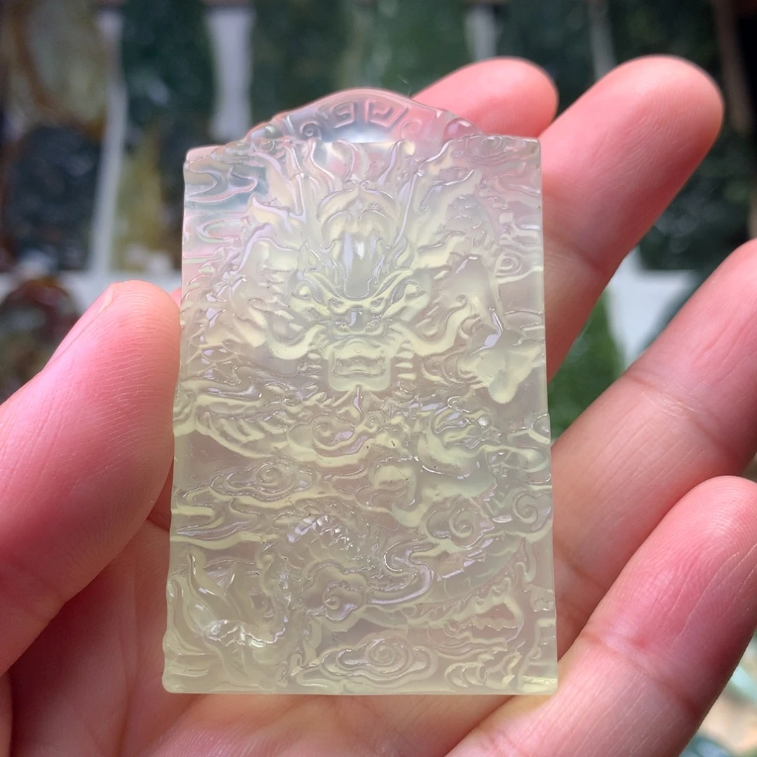 蛇纹石玉未镶嵌挂件龙牌