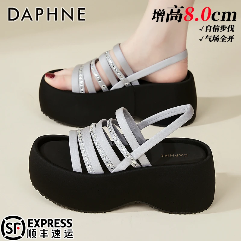 达芙妮+8CM百搭厚底配裙子凉鞋女2025夏季新款外穿后绊带松糕凉鞋