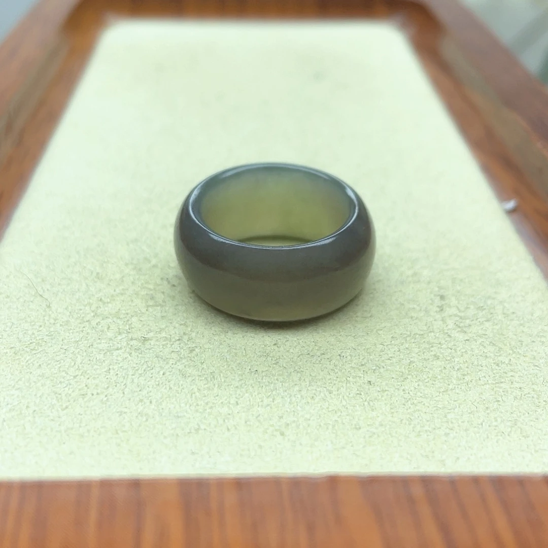 未镶嵌戒指和田玉95烟紫墩墩16号