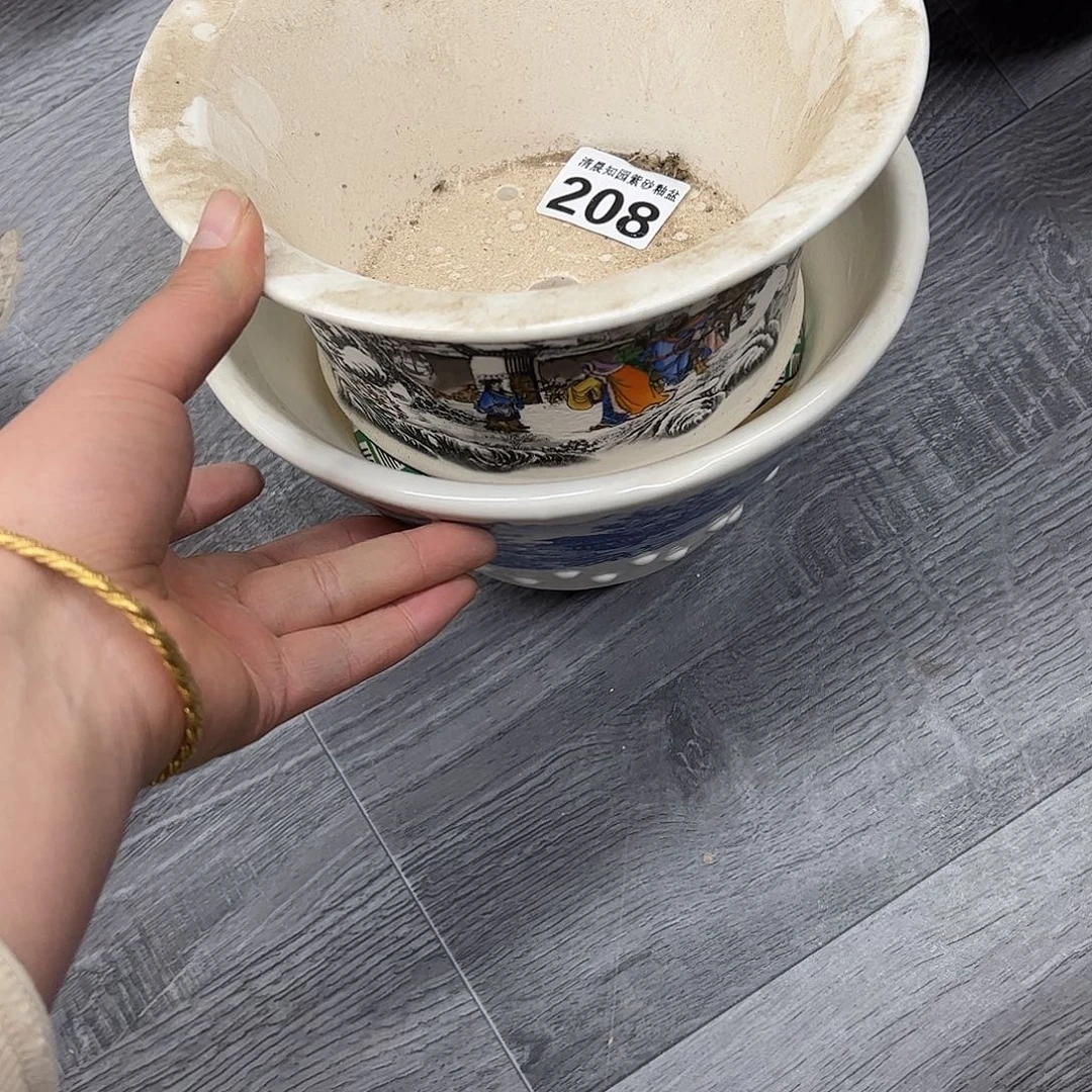 ****儿紫砂花盆208号瑕疵2个处理介意勿拍